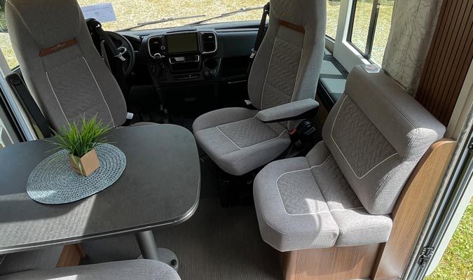 Carthago c-tourer i 145 LE Superior Fiat (56)