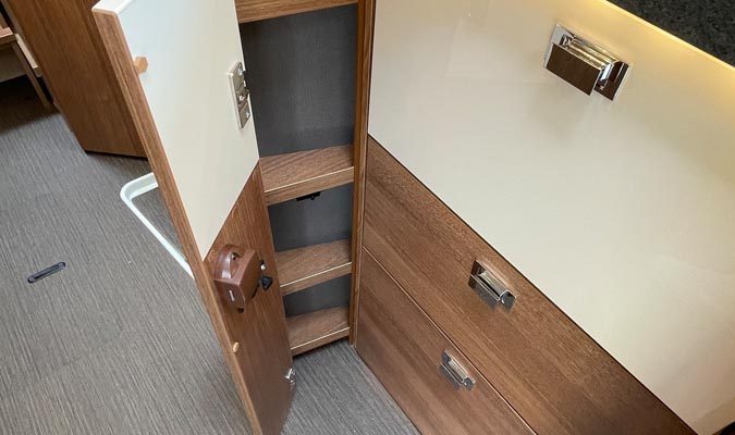 Carthago c-tourer i 145 LE Superior Fiat (58)