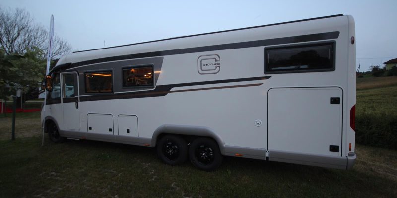 Carthago chic c-line I 5.9 XL LE Fiat (7)