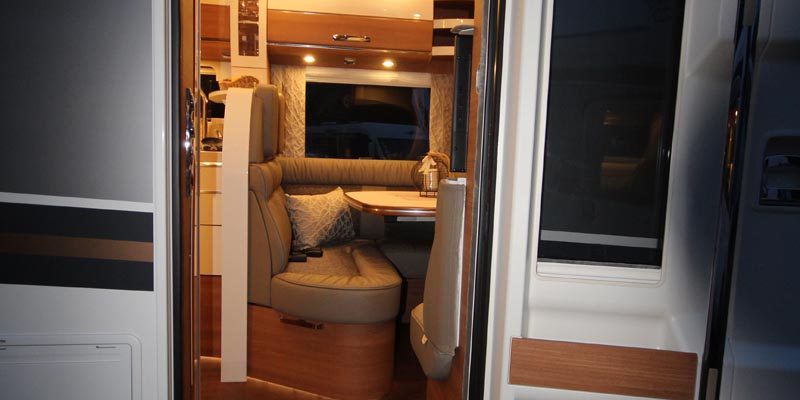 Carthago chic c-line T 4.9 LE Mercedes (10)