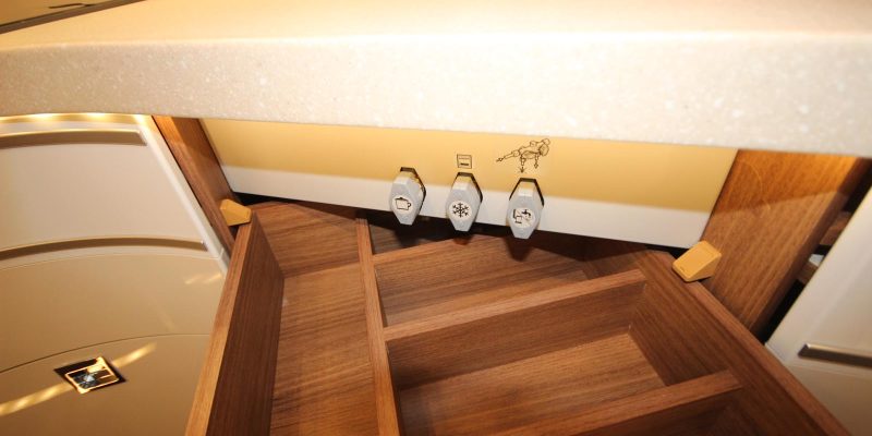 Carthago e-line I 50 LE DA Mercedes (23)