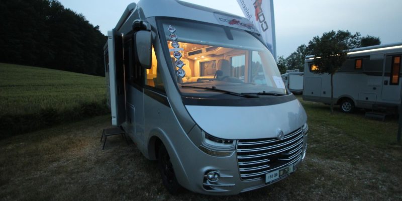 Carthago e-line I 51 QB DA Mercedes (2)