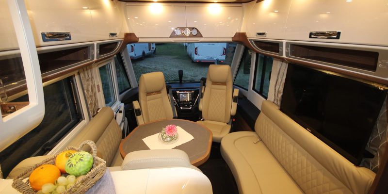 Carthago s-plus I 61 XL LE Iveco (13)