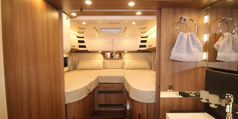 Carthago s-plus I 61 XL LE Iveco (19)