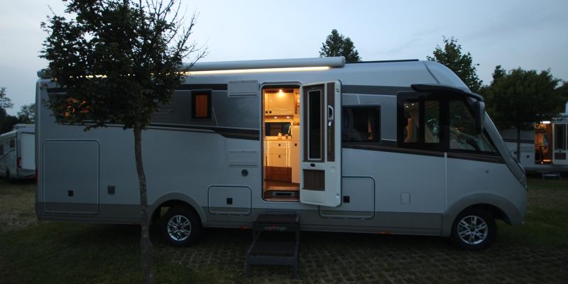 Carthago s-plus I 61 XL LE Iveco (3)