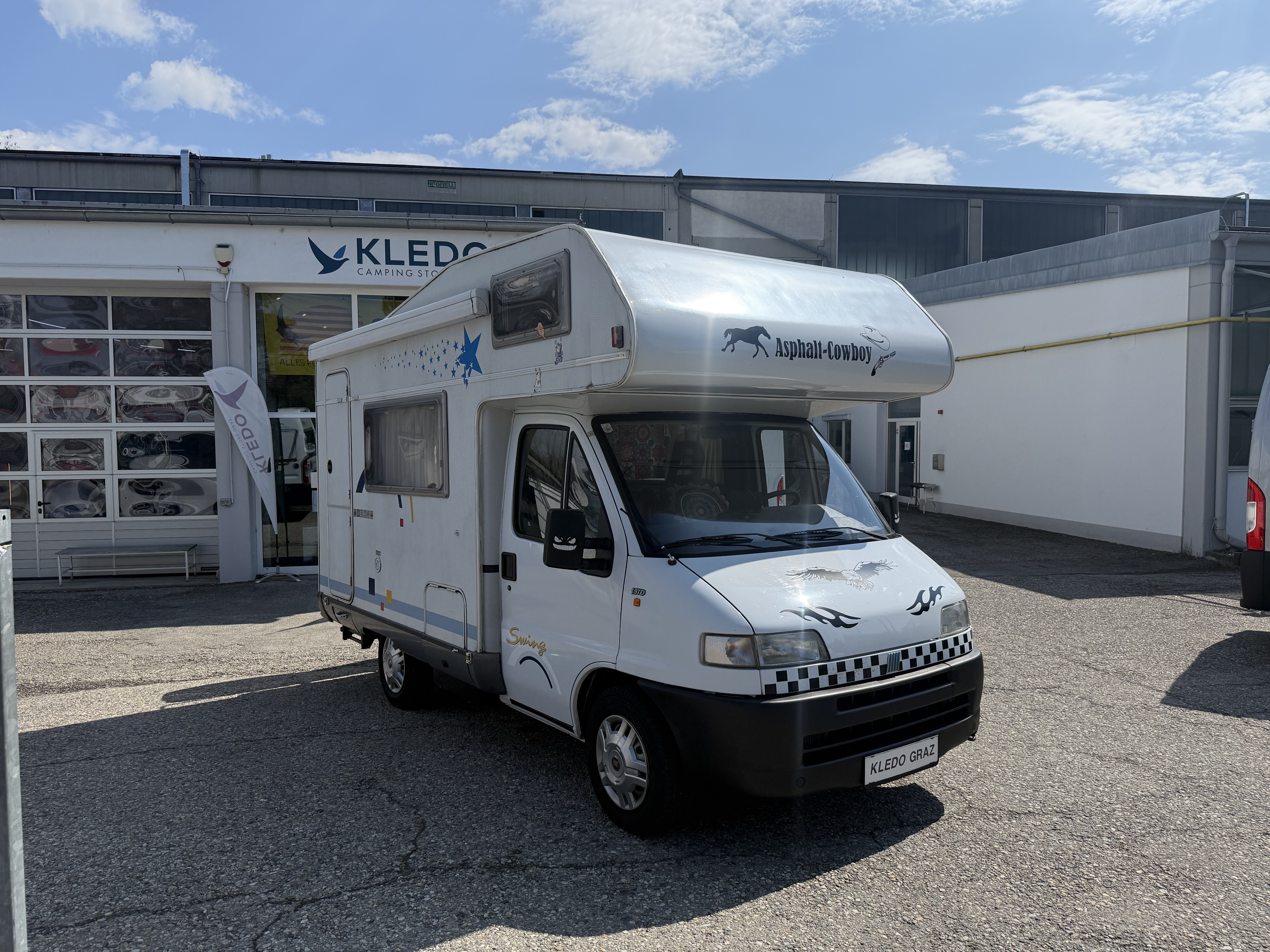 Hymer Camp Swing 494